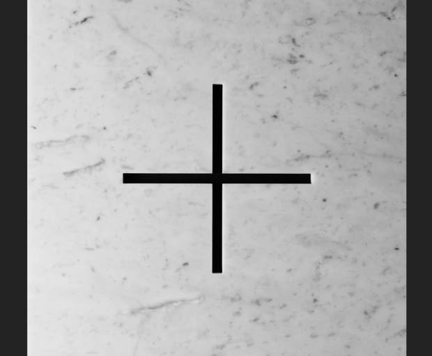 Marmurowy element stołu