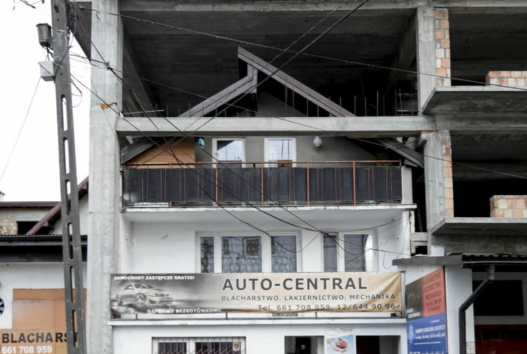 Budynek przy ul. Centralnej 12.10.2017 Krakow , ul . Centralna . Samowola budowlana Fot. Jakub Wlodek / Agencja Gazeta SLOWA KLUCZOWE: samowola budowlana archiszopa centralnej krakowie