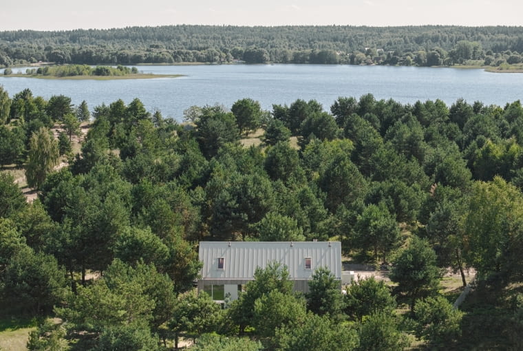 Kownatki Lake House - zdjęcie z drona