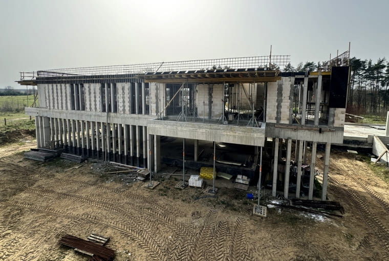 Rezydencja z Atrium - budowa. Proj. Exterio