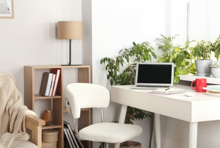 Kącik biurowy w domu