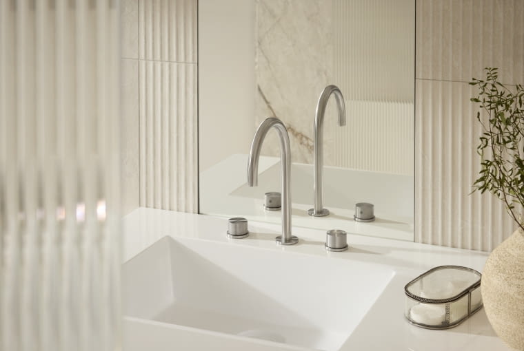 Kolekcja baterii łazienkowych MOZA316L. Model 6