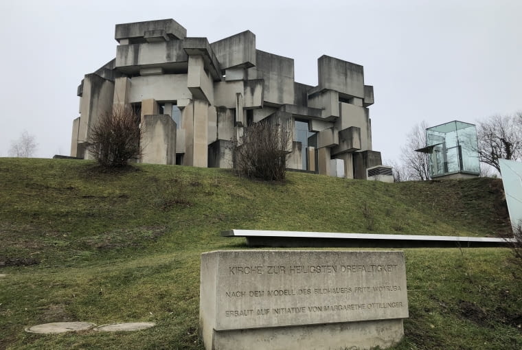 Worturbakirche w Wiedniu. Proj. Fritz Wortruba Worturbakirche w Wiedniu. Proj. Fritz Wortruba