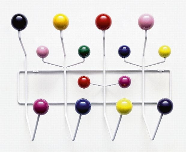 Hang it All wieszak z?kolorowymi kulkami, producent Vitra Ray i Charles Eamesowie