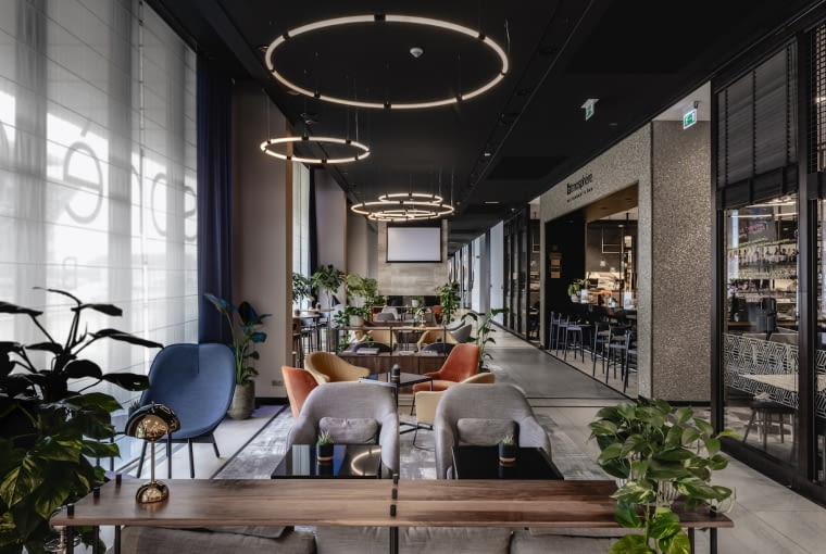 Metamorfoza hotelu Hilton Garden Inn Kraków Airport. Proj. AKA Studio Metamorfoza hotelu Hilton Garden Inn Kraków Airport. Proj. AKA Studio