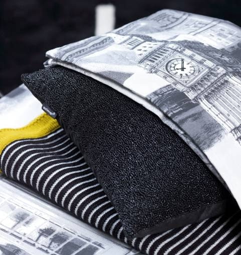 2010.08.12 , WNETRZA , KOLOR I WZOR , MIASTO , STYLIZACJA JOANNA PLACHECKA , CZTERY KATY