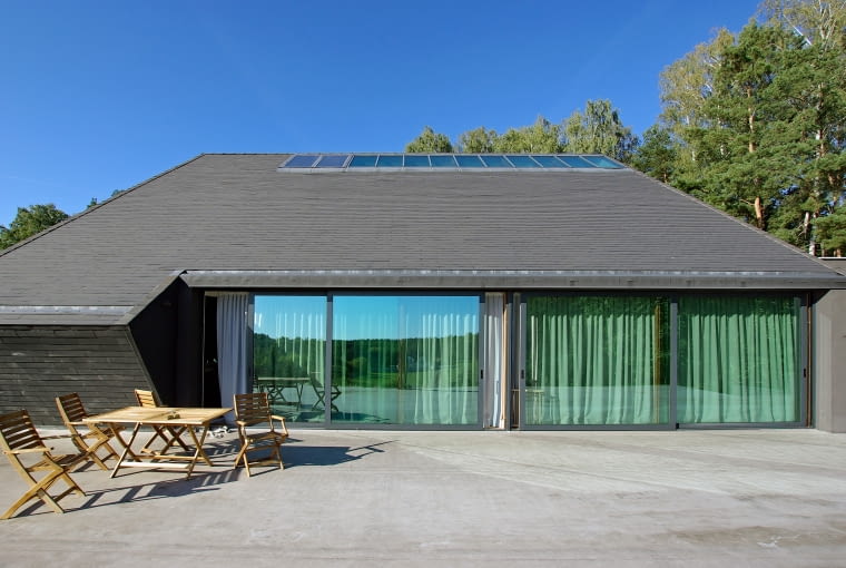 Dom na skarpie w Płocku. Proj. MAG Architekci Marcin Grzyb Dom na skarpie w Płocku. Proj. MAG Architekci Marcin Grzyb