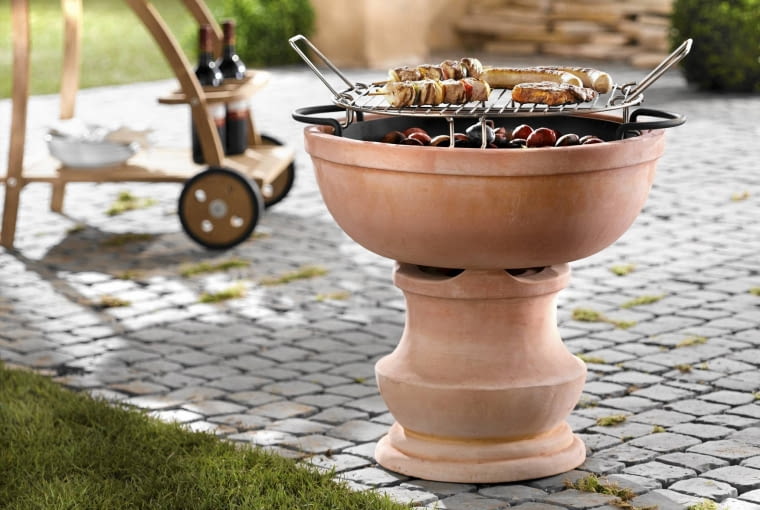 Rozwiązanie typu 2 w 1 - grill i palenisko.