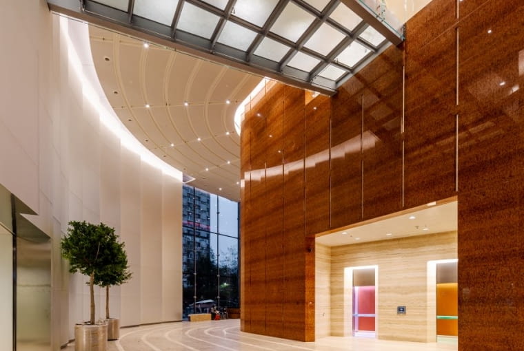 Mennica Legacy Tower w Warszawie - lobby główne Mennica Legacy Tower w Warszawie - lobby główne