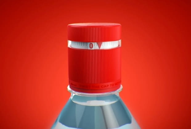 "Refresh cup" - korek przypominający o piciu wody. picie wody, korek, przypominanie o piciu wody