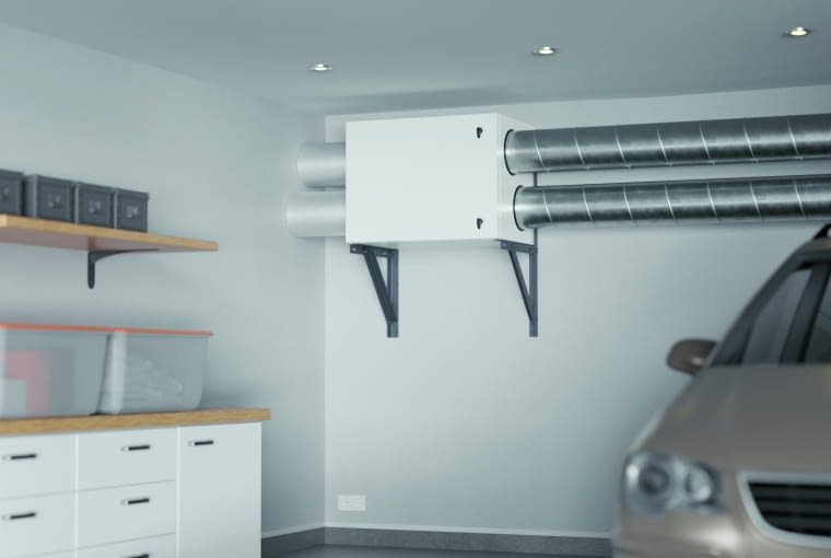 Wentylacja mechaniczna jest najczęściej wybieraną opcją wśród osób mających domy energooszczędne. Dzięki temu nie marnuje się ciepło wytworzone w instalacji grzewczej Wentylacja mechaniczna jest najczęściej wybieraną opcją wśród osób mających domy energooszczędne. Dzięki temu nie marnuje się ciepło wytworzone w instalacji grzewczej
