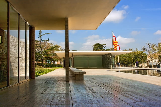 Pawilon w Barcelonie, proj. Mies van der Rohe, 1929 rok Pawilon w Barcelonie, proj. Mies van der Rohe, 1929 rok