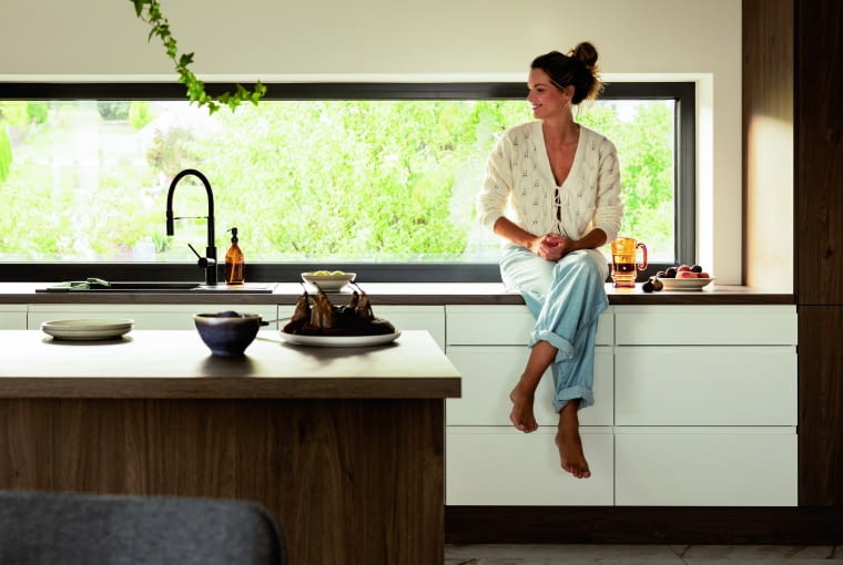 Wybór stolarki to decyzja na wiele lat, dlatego nie należy tu ulegać modzie, tylko postawić na nowoczesne, funkcjonalne rozwiązania