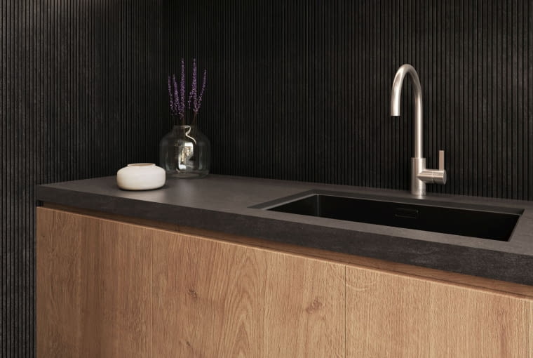 Dekton Ukiyo - Bromo. Projekt: Claudia Afshar Dekton Ukiyo - Bromo. Projekt: Claudia Afshar