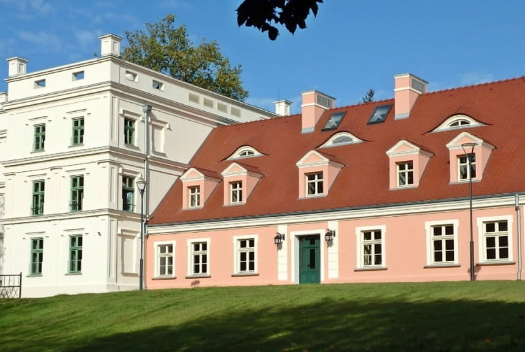 Dwór we Włościejewkach Dwór we Włościejewkach