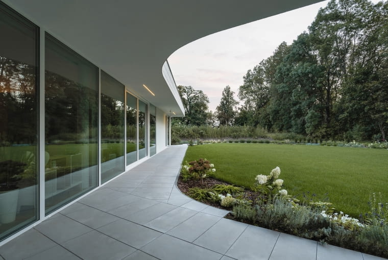 SWOOSH HOUSE. Proj. Paweł Lis Architekci SWOOSH HOUSE. Proj. Paweł Lis Architekci