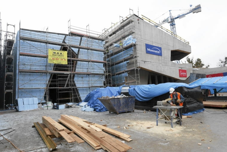 12.01.2015 Torun . Budowa Centrum Kulturalno - Kongresowego na Jordankach . Fot. Mikolaj Kuras / Agencja Gazeta DLOTO strony lokalne GW - Toruń SLOWA KLUCZOWE: jordanki sala sala koncertowa ZDJĘCIE DO WKŁADKI: DLOTO strony lokalne GW - Toruń