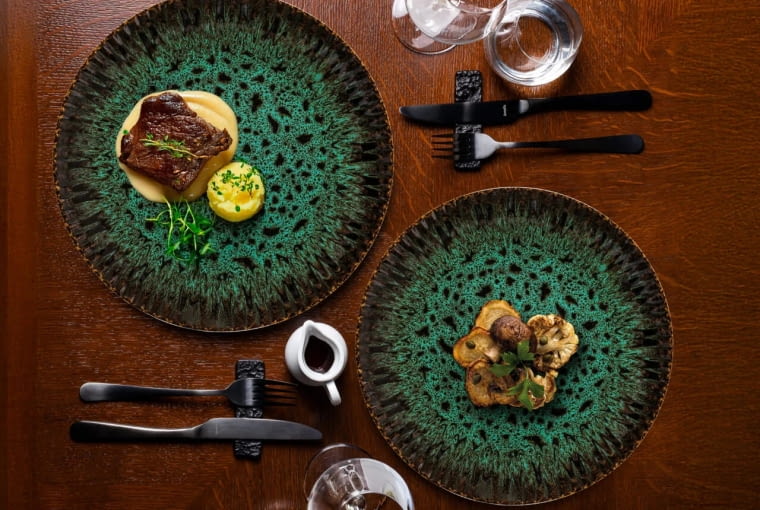 Stoneware Jade – szlachetna zieleń inspirowana nefrytem