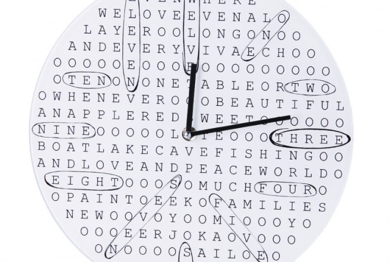 Home&you: oryginalny zegar ścienny Puzzle z motywem wykreślanki (30 cm średnicy). Przeceniony z 49 zł na 24,50 zł. home&you, wyprzedaż, przecena, zakupy, gadżety
