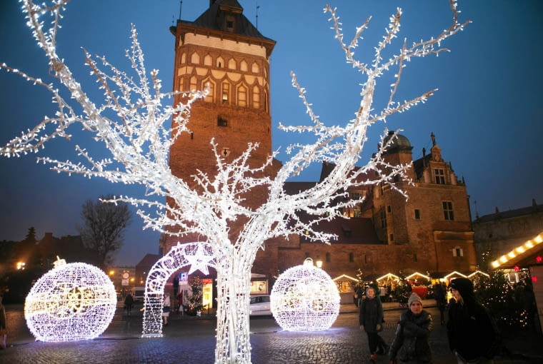 Jarmark Bożonarodzeniowy na Targu Węglowym w Gdańsku 05.12.2014 Gdansk . Targ Weglowy , Jarmark Bozonarodzeniowy . Fot . Renata Dabrowska / Agencja Gazeta