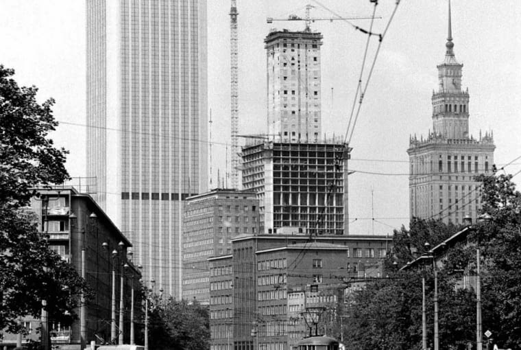 Warszawa: wczoraj i dziś Warszawa: wczoraj i dziś