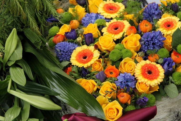 Wiązanka wielkanocna na cmentarz Wiązanka wielkanocna na cmentarz