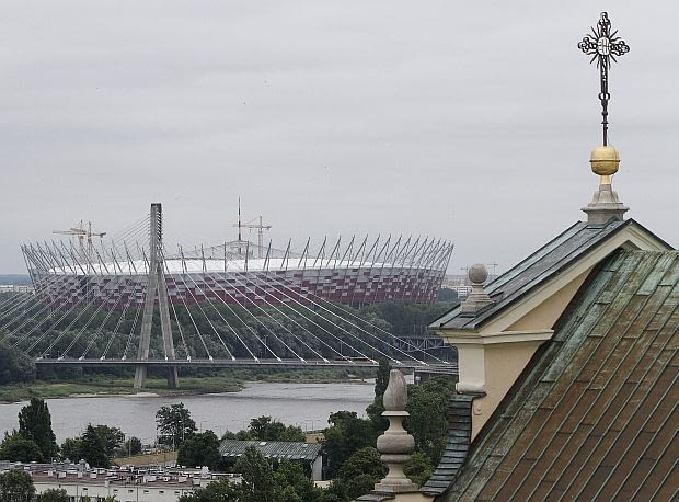 Stadion Narodowy Warszawa. Główny stadion Euro 2012 będzie kosztował blisko 2 mld złotych