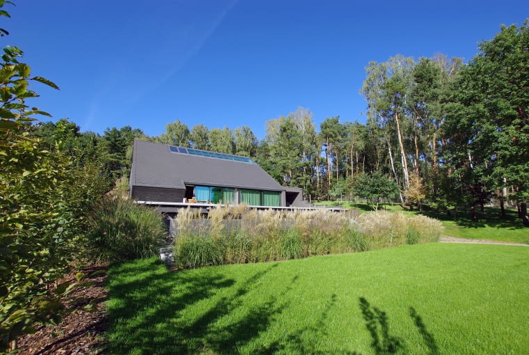 Dom na skarpie w Płocku. Proj. MAG Architekci Marcin Grzyb Dom na skarpie w Płocku. Proj. MAG Architekci Marcin Grzyb