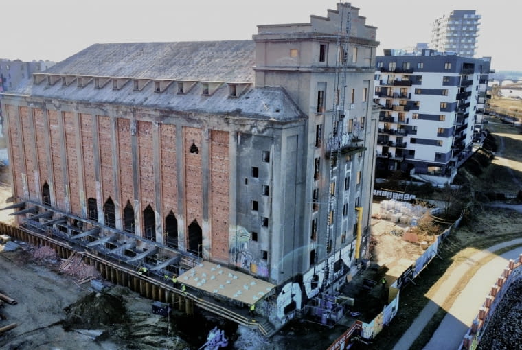 Elewator we Wrocławiu w marcu 20026 roku