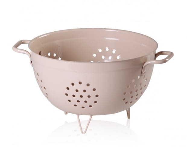 Home&you: durszlak Smart, idealny do kuchni w stylu retro. Przeceniony z 59 zł na 41,30 zł. home&you, wnętrza, dodatki, akcesoria