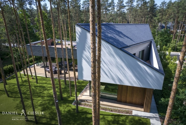 Willa „Ptasi Raj” w Warszawie – wyróżnienie w kategorii „Budynek jednorodzinny nowy” Willa „Ptasi Raj” w Warszawie – wyróżnienie w kategorii „Budynek jednorodzinny nowy”