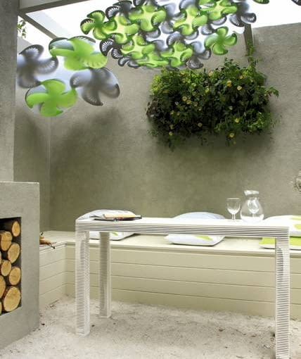 Ogrodowy kącik jadalny 26.05.2010 LONDYN MIEDZYNARODOWA WYSTAWA OGRODOW CHELSEA FLOWER SHOW