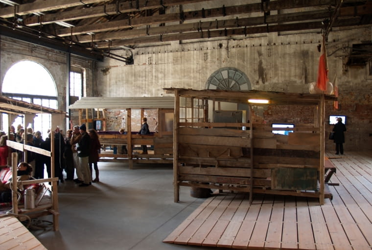 Wystawa Bahrajnu Nagrodzona Złotym Lwem za najlepszą propozycję narodową Wystawa Bahrajnu Nagrodzona Złotym Lwem za najlepszą propozycję narodową