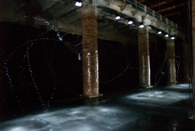 Instalacja "Your split second house" Instalacja "Your split second house"