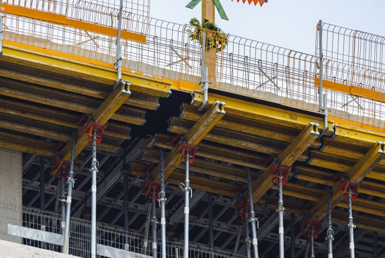 Wiecha na budynku D inwestycji Nowy Rynek w Poznaniu