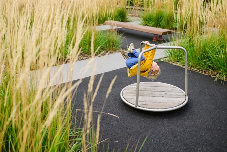 Wspolny dziedziniec - Saperska 30 w Poznaniu dla OKRE Development