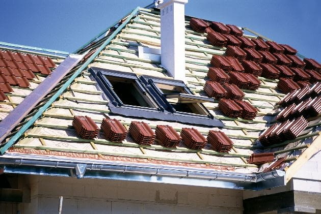 Pod dachówki nie jest wymagane sztywne poszycie - wystarczy folia lub membrana