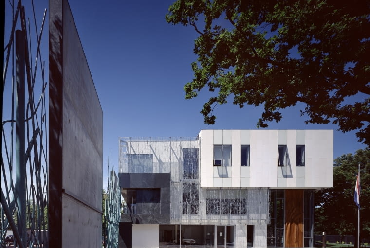 Ambasada Królestwa Niderlandów w Warszawie Ambasada Królestwa Niderlandów w Warszawie