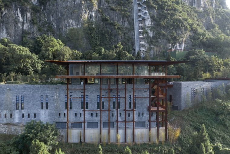 Renowacja Tianbao Cave District w Erlang Town