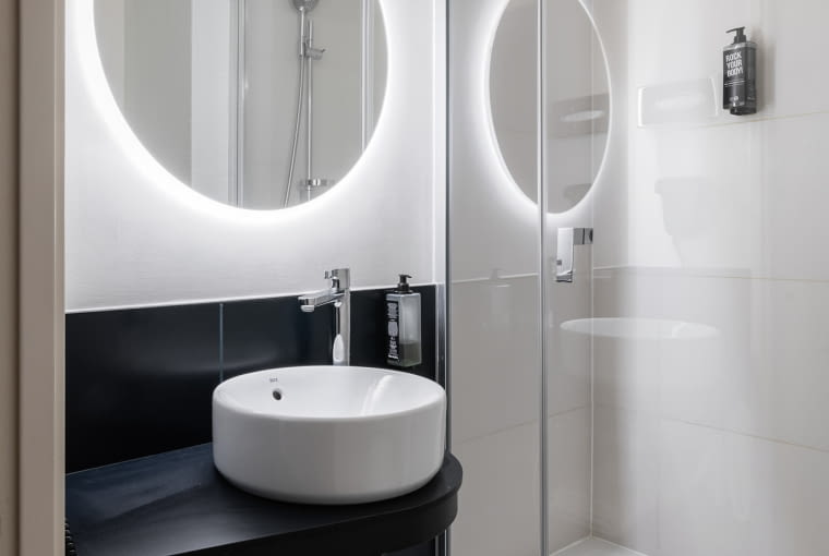 Ibis Budapest Centrum. Proj. AKA Studio