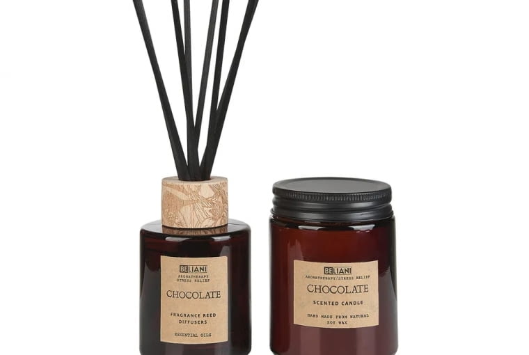 Świeczka zapachowa z patyczkami zapachowymi DARK ELEGANCE 9 cm Brązowy Świeczka zapachowa z patyczkami zapachowymi DARK ELEGANCE 9 cm Brązowy