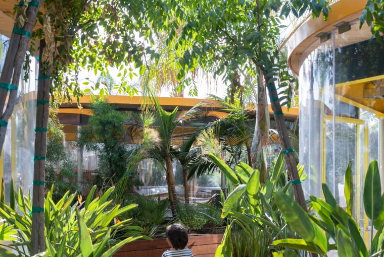 The Second Home Hollywood w Los Angeles. Proj. SelcasGano