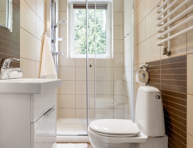 Wąska łazienka - jak ją urządzić? Wąska łazienka - jak ją urządzić?