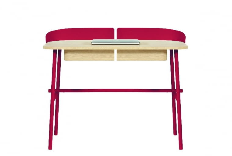 Victor. Niewielkie, ale głębokie. Dwie duże szuflady pomieszczą niezbędne dokumenty. Ok. 3075 zł, hartodesign.fr