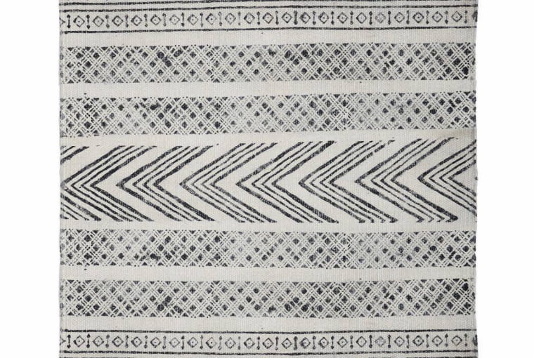 STYL. Dywan, 90 x 60 cm 139 zł Almi Decor STYL. Dywan, 90 x 60 cm 139 zł Almi Decor