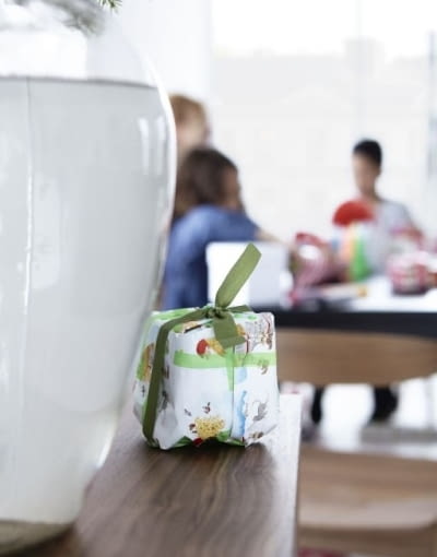 Święta w IKEA: VINTERMYS papier do pakowania. Cena: 9,99 zł. Ikea, święta, boże narodzenie, nowości, świąteczne dodatki