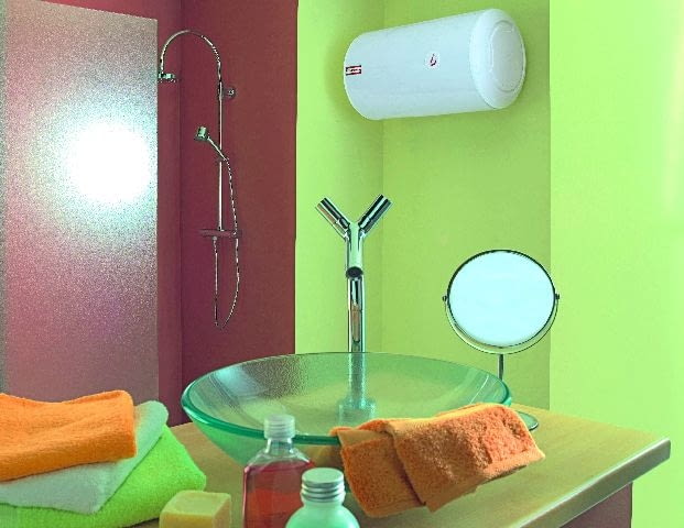 Koszt 120-litrowego podgrzewacza ciśnieniowego, z grzałką mocy 2 kW wynosi 870 zł. elektryczny podgrzewacz pojemnościowy