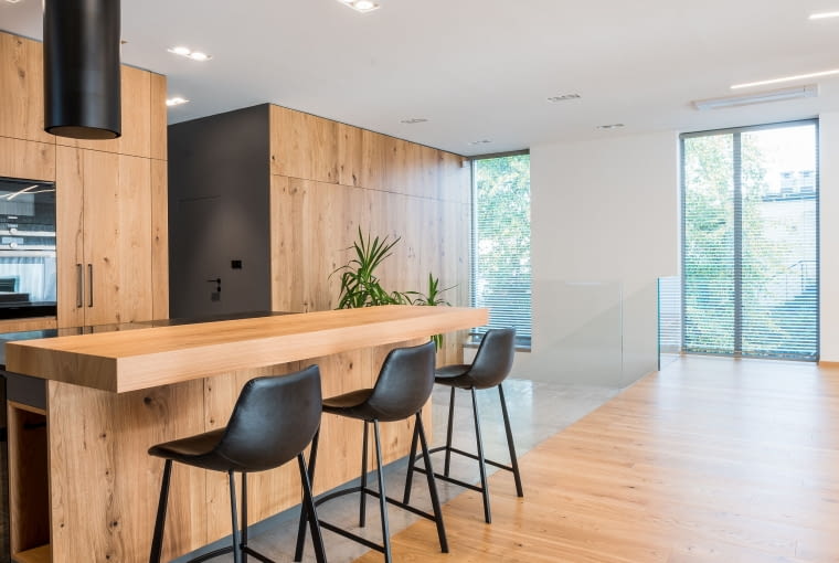 CUT House w Krakowie. Proj. KUMSTUDIO Łukasz Skorek