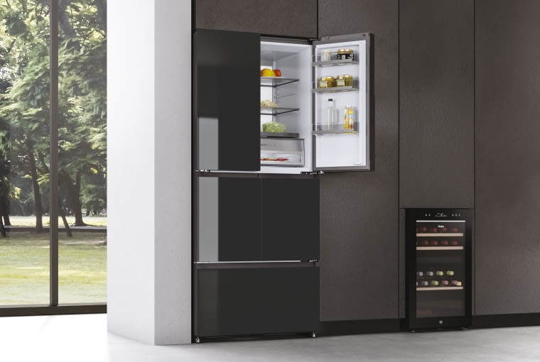 Lodówka HFF-750CGBJ