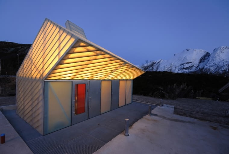 Przystań promowa Jektvik, proj. Carl-Viggo Holmebakk, fot. Magne Myrvold Współczesna Architektura Norweska 2005-2010